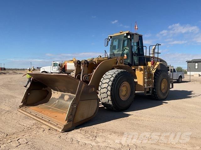 CAT 980G لوادر بعجل