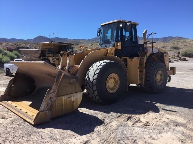 CAT 980H لوادر بعجل