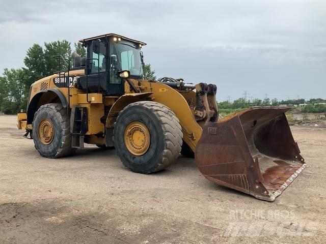 CAT 980M لوادر بعجل