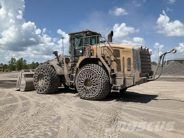 CAT 980M لوادر بعجل