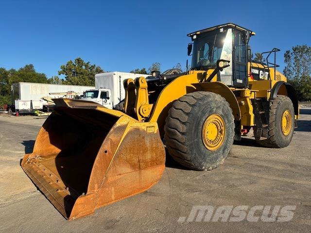 CAT 980M لوادر بعجل