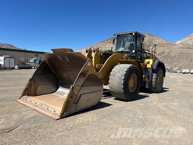 CAT 982M لوادر بعجل