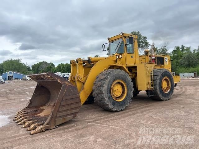 CAT 988B لوادر بعجل