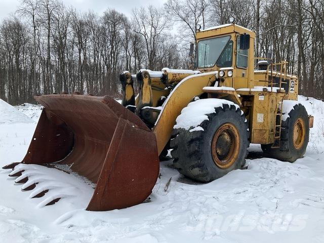 CAT 988B لوادر بعجل