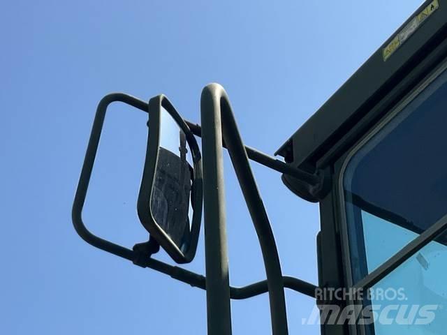 CAT 988B/DV43 مناولات حاويات