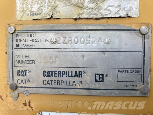 CAT 988F لوادر بعجل
