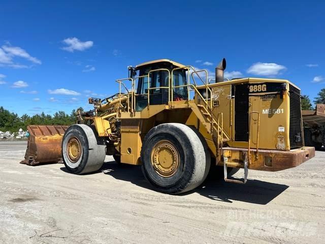 CAT 988G لوادر بعجل