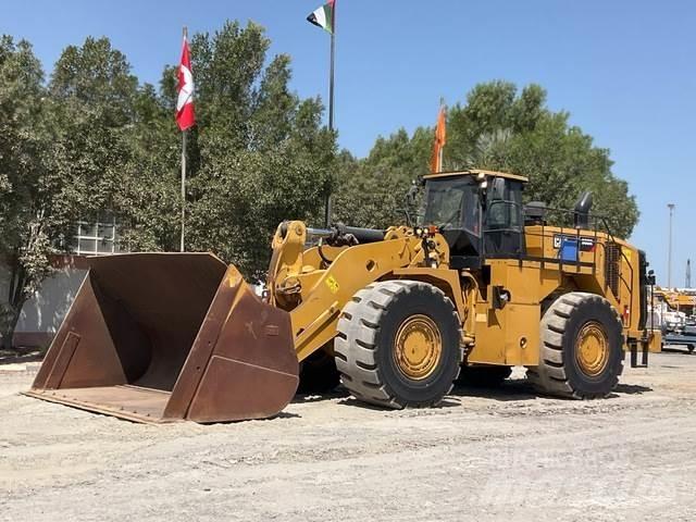 CAT 988K لوادر بعجل