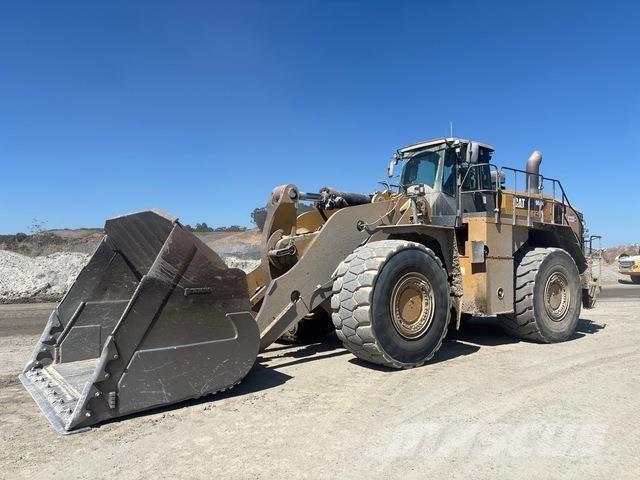 CAT 988K لوادر بعجل
