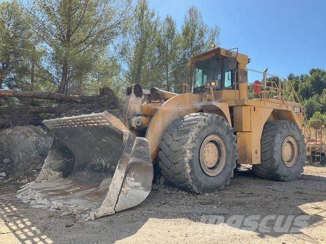 CAT 990 لوادر بعجل