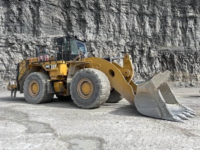 CAT 990K لوادر بعجل
