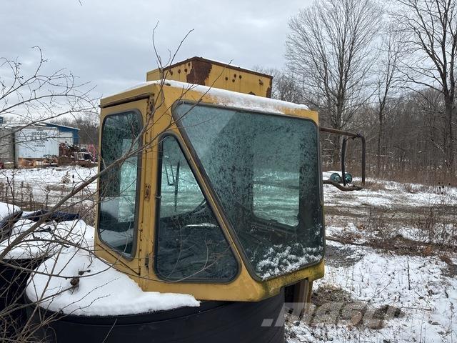 CAT 992 كابينة والداخلية