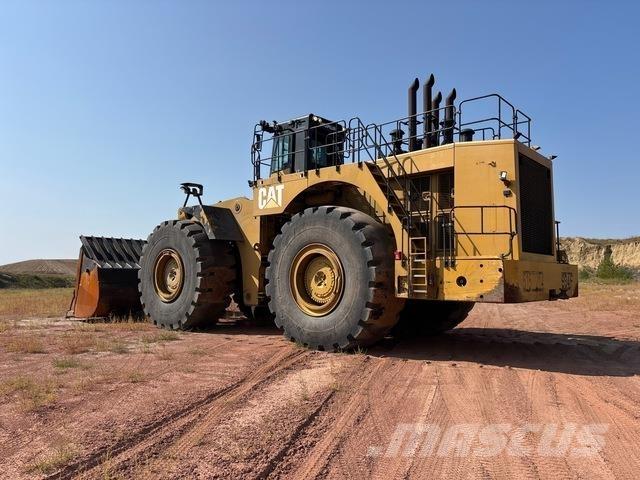 CAT 994 لوادر بعجل