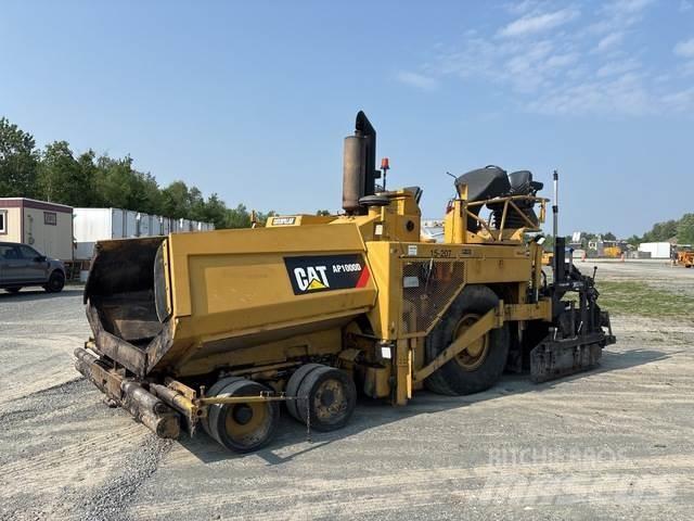 CAT AP-1000D معدات السفلتة