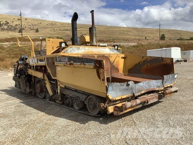 CAT AP-1055B معدات السفلتة