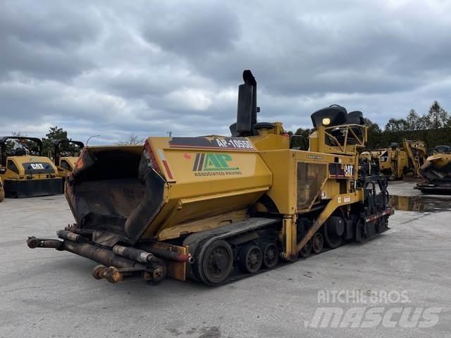 CAT AP-1055D معدات السفلتة