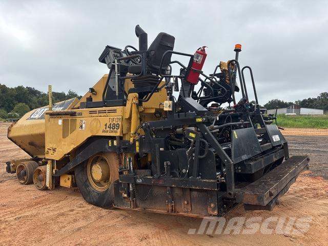 CAT AP1000E معدات السفلتة