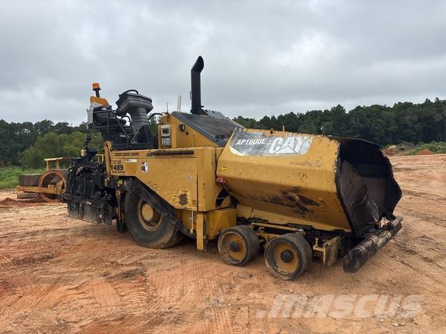 CAT AP1000E معدات السفلتة