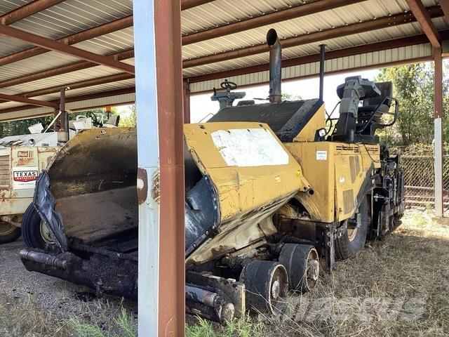 CAT AP1000F معدات السفلتة