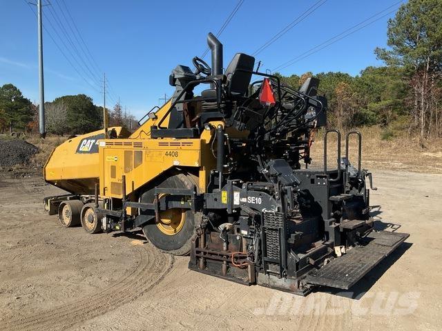 CAT AP1000F معدات السفلتة