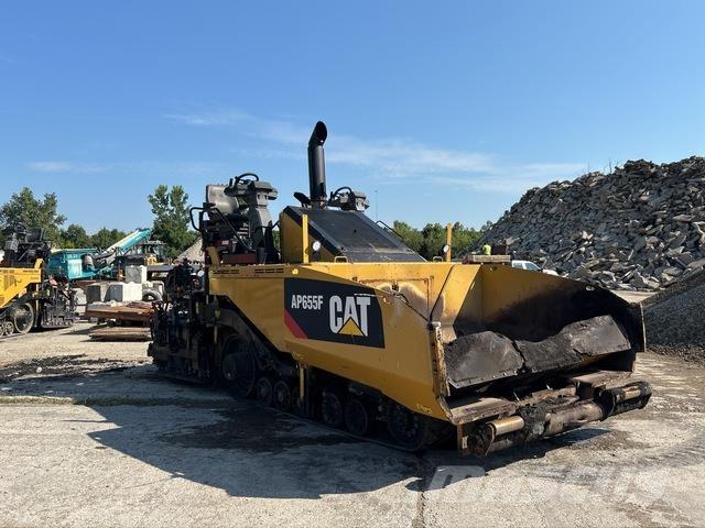 CAT AP655F معدات السفلتة