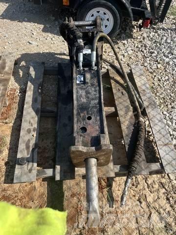 CAT B8 مطارق / كسارات