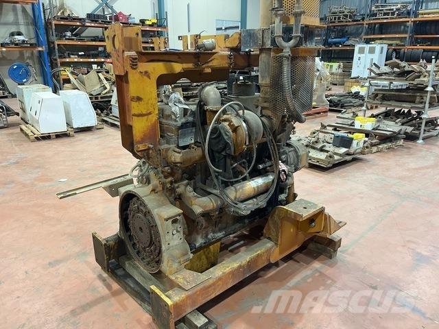 CAT C18 محركات