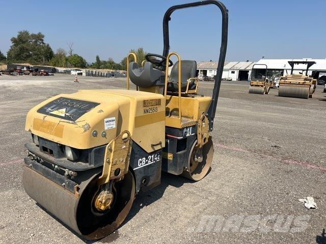 CAT CB-214E مداحل ثنائية الاسطوانة