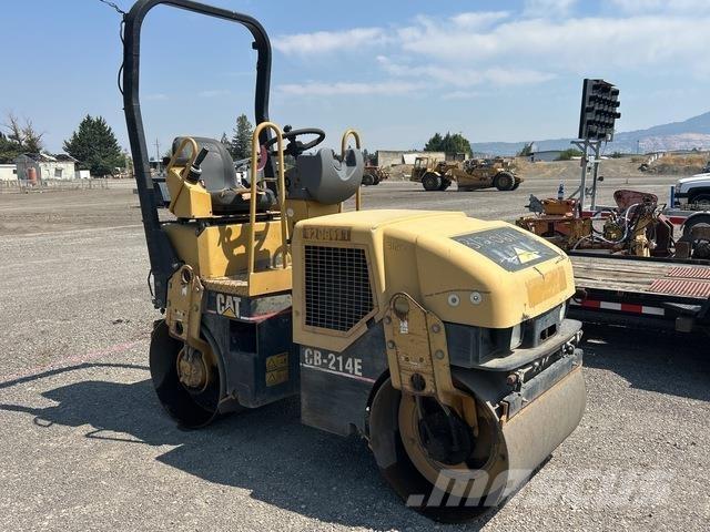 CAT CB-214E مداحل ثنائية الاسطوانة
