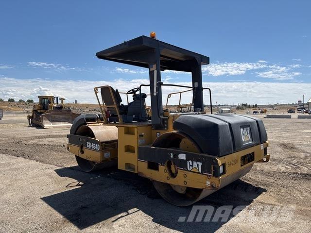 CAT CB-634D مداحل ثنائية الاسطوانة