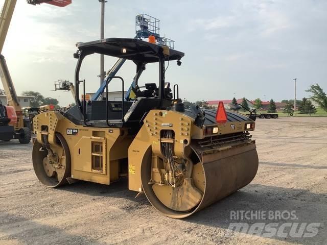 CAT CB16 مداحل ثنائية الاسطوانة