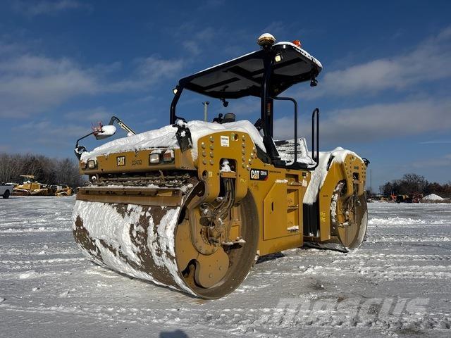 CAT CB16 مداحل ثنائية الاسطوانة