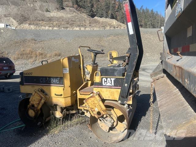 CAT CB224C مداحل ثنائية الاسطوانة