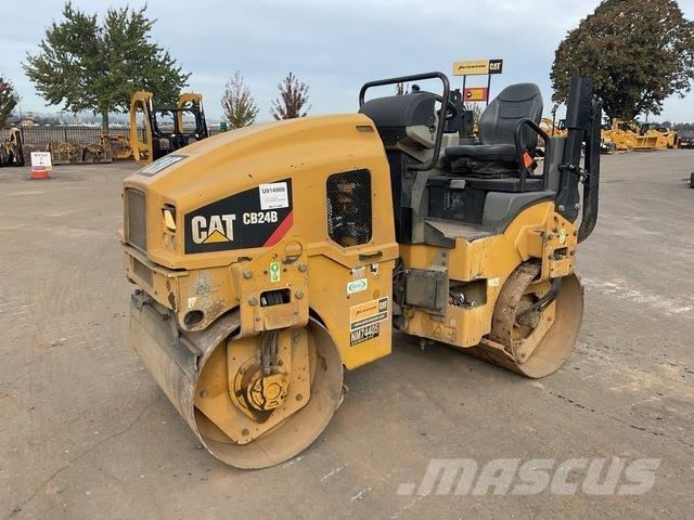 CAT CB24B مداحل ثنائية الاسطوانة