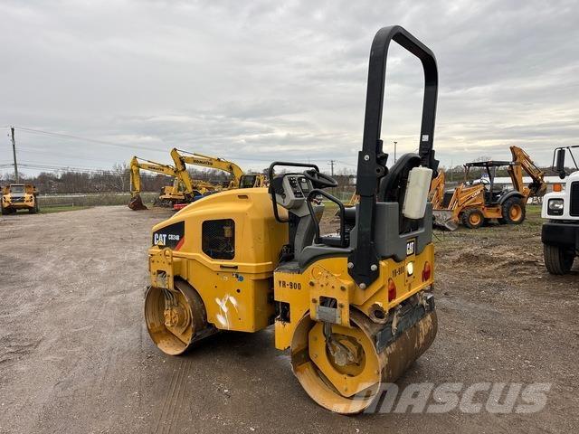 CAT CB24B مداحل ثنائية الاسطوانة