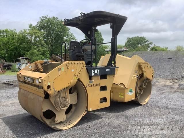 CAT CB54 مداحل ثنائية الاسطوانة