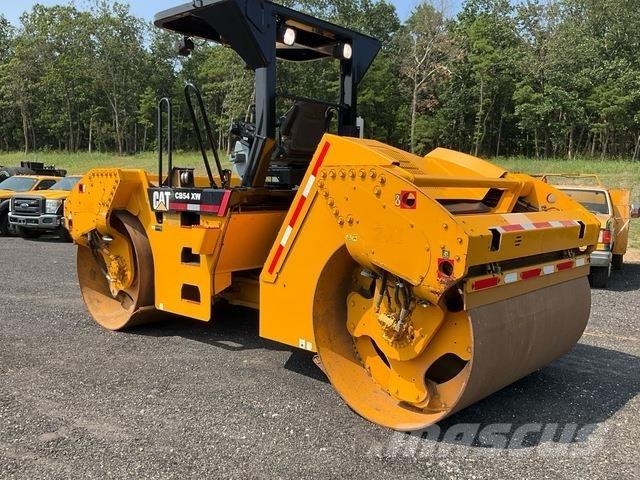 CAT CB54 مداحل ثنائية الاسطوانة