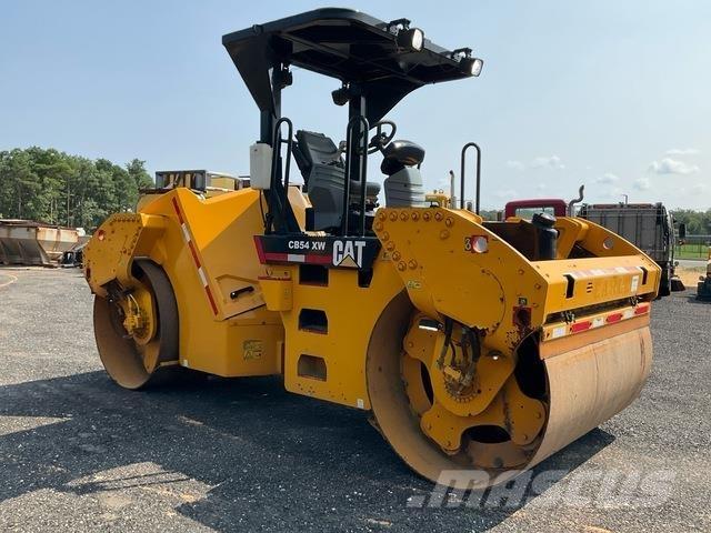 CAT CB54 مداحل ثنائية الاسطوانة