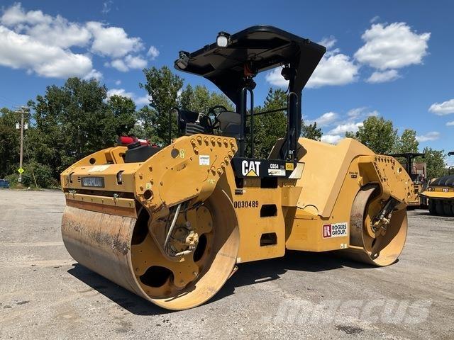 CAT CB54 مداحل ثنائية الاسطوانة