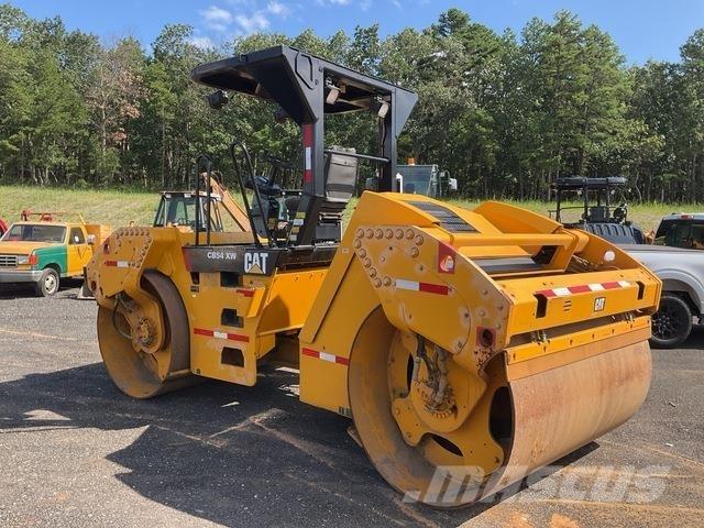 CAT CB54XW مداحل ثنائية الاسطوانة
