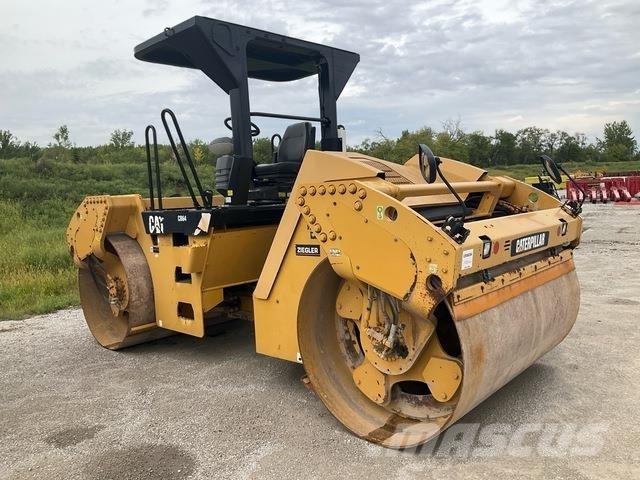 CAT CB64 مداحل ثنائية الاسطوانة