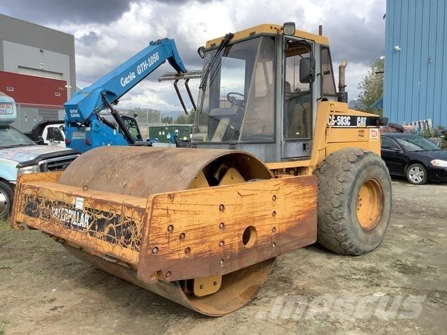 CAT CS-583C مداحل أحادية الأسطوانة