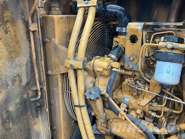 CAT CS433C مداحل أحادية الأسطوانة