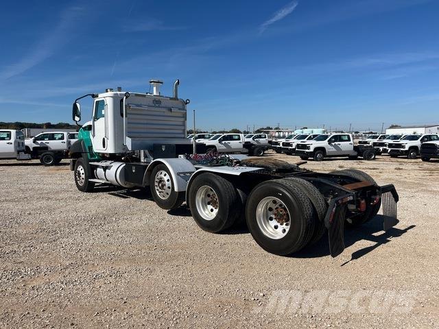 CAT CT660S وحدات الجر