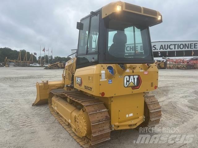 CAT D1 بلدوزرات مجنزرة
