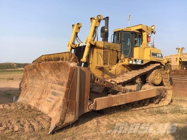 CAT D10R بلدوزرات مجنزرة