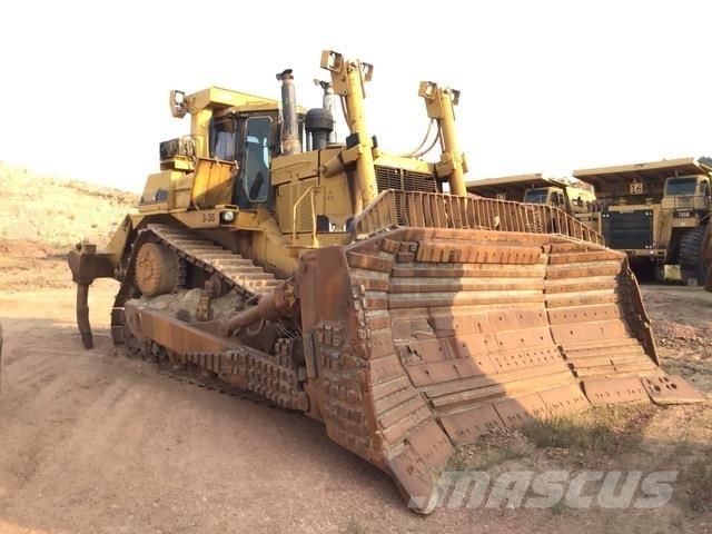 CAT D10R بلدوزرات مجنزرة