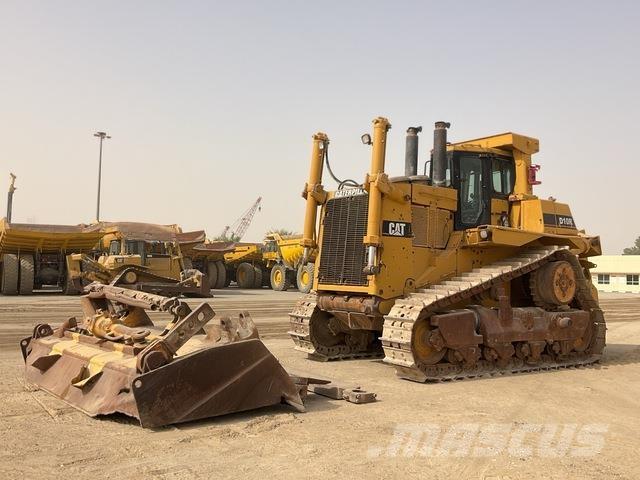 CAT D10R بلدوزرات مجنزرة