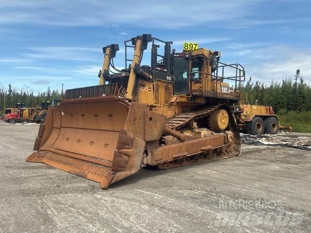 CAT D10T بلدوزرات مجنزرة