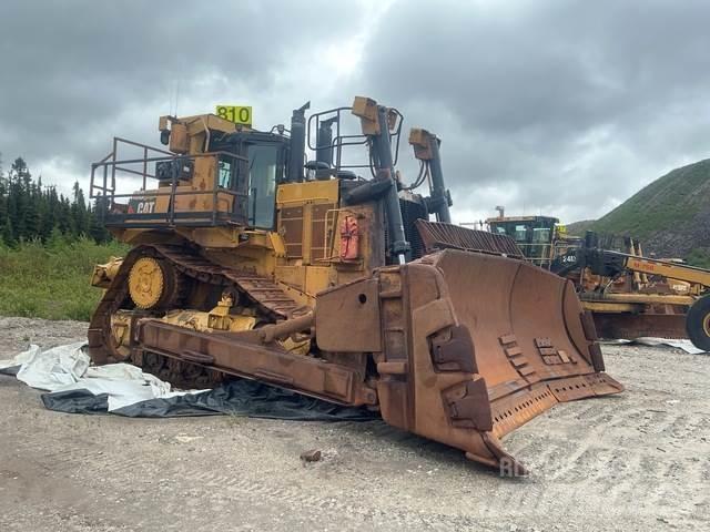 CAT D10T بلدوزرات مجنزرة